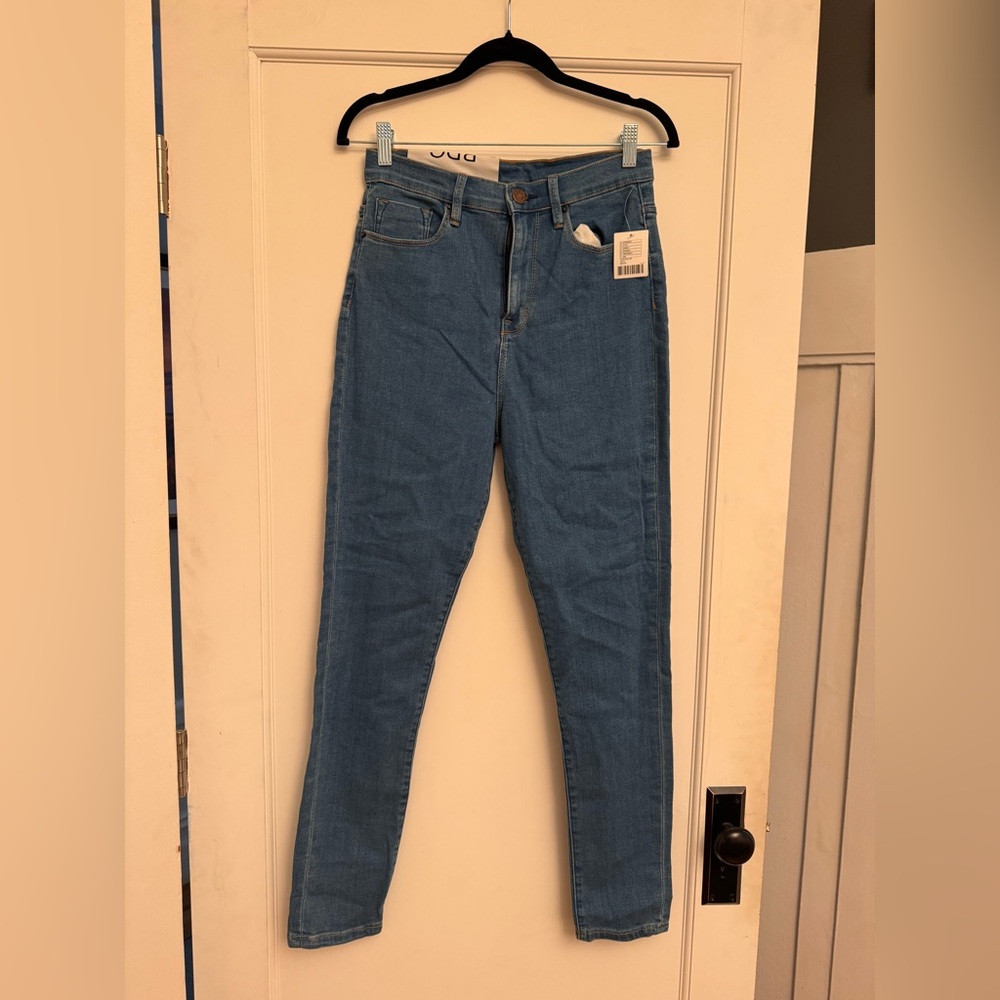 BDG Twig Super High Rise Jeans in Blue Denimn